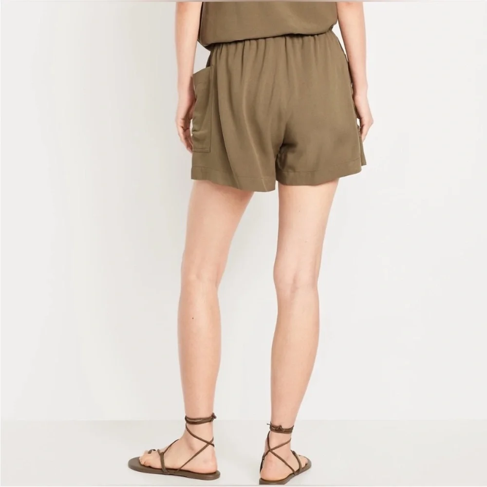 ✨2 for $35 ALL SHORTS!✨ Old Navy Playa Shorts -- 3.5-inch inseam XS - Picture 2 of 2